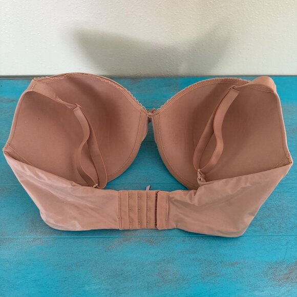 Victorias Secret Body by Victoria Push-Up Bra Nude 38DDD - Picture 4 of 4